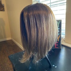 Noriko Taylor Mochaccino-LR wig NWOT